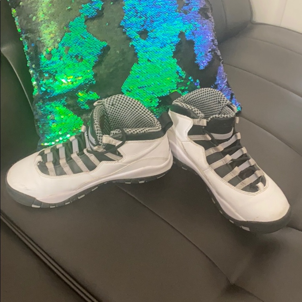 Retro Jordan - Picture 2 of 4